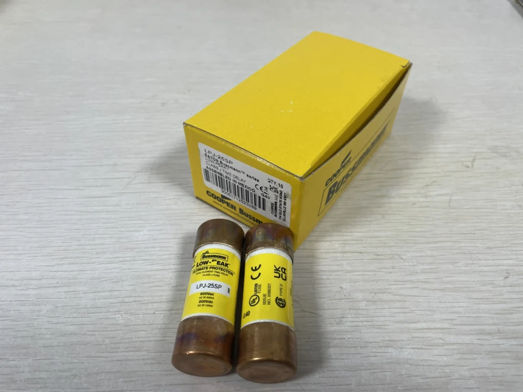 Nema L6-30R